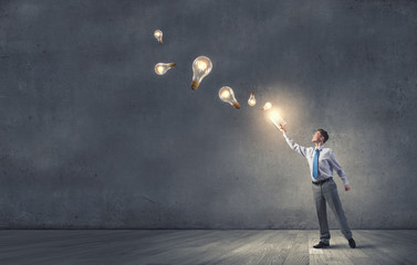 哪些养生知识适合在秋季发给顾客？