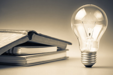 二年级一班最简单的手抄报 最简单的手抄报